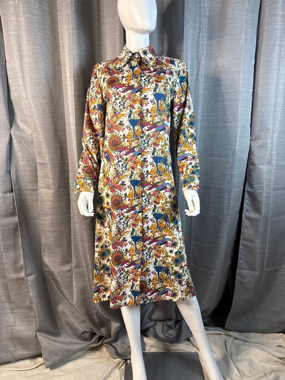 Vintage 70s Floral Long sleeve Dagger Collar Shift Dress Sz M